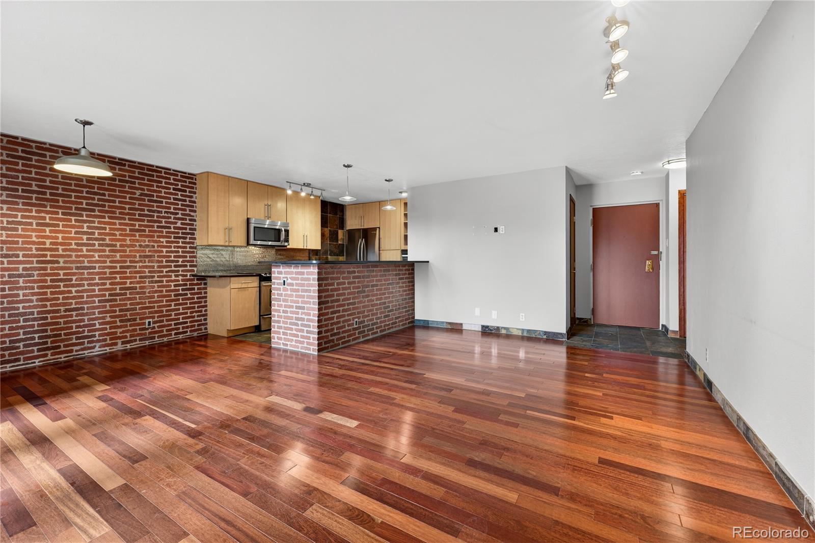 460 S Marion Parkway 505