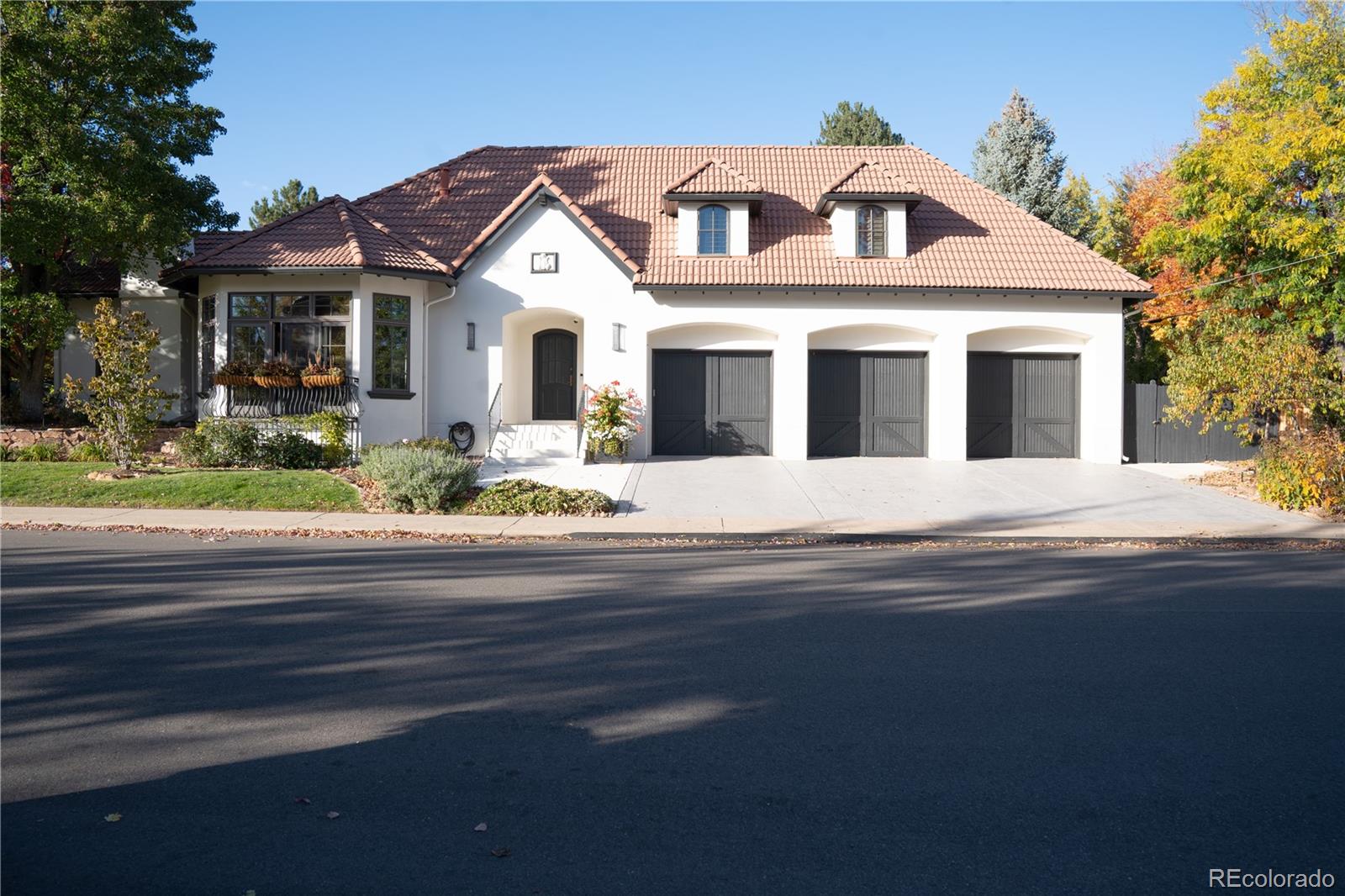 190 S Glencoe Street R