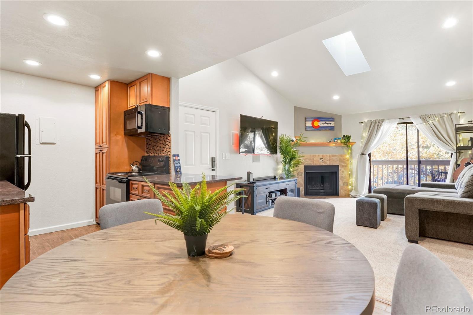 10273 E Peakview Avenue D202, Englewood, CO, 80111 2 10273 E Peakview Avenue D202