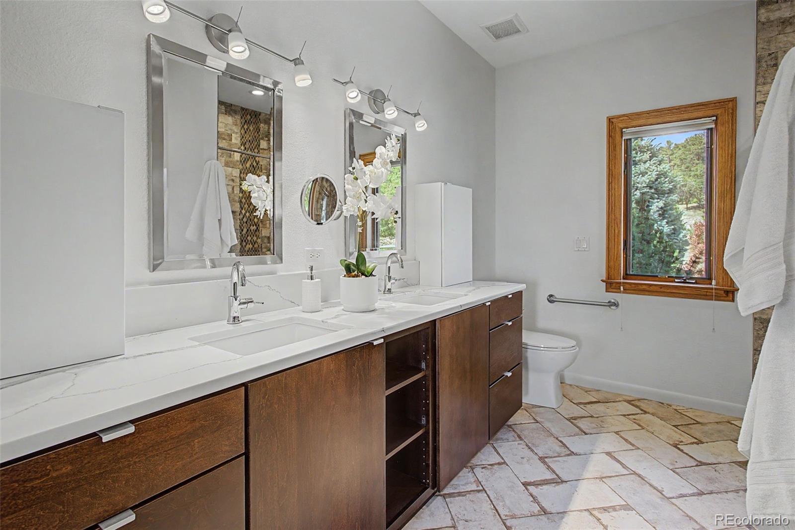 17260 Fairplay Dr, Monument, CO, 80132, USA, 4 Bedrooms Bedrooms, ,3 BathroomsBathrooms,Residential,Active,17260 Fairplay Dr,5044552