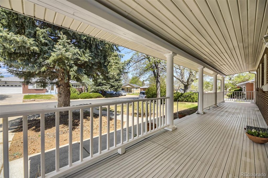 Photo of 12276 W Ohio Place, Lakewood, CO 80228 (MLS # 9448239)