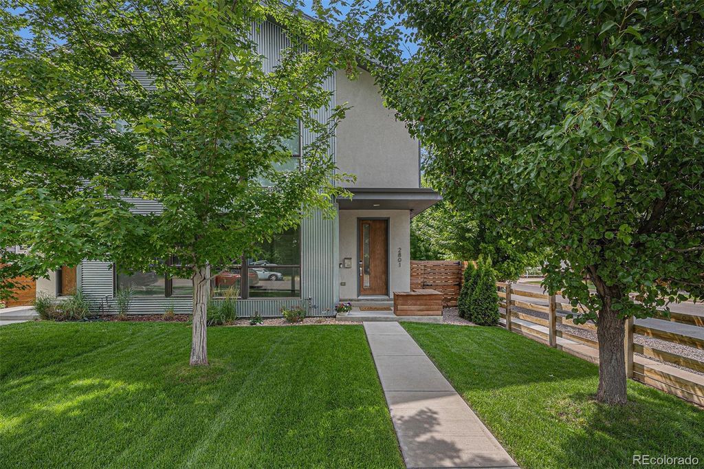 Photo of 2801 S Bannock Street, Englewood, CO 80110 (MLS # 9336356)