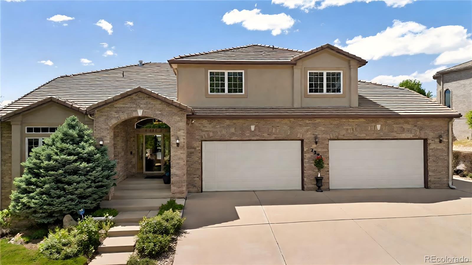 2595 S Harlan Court