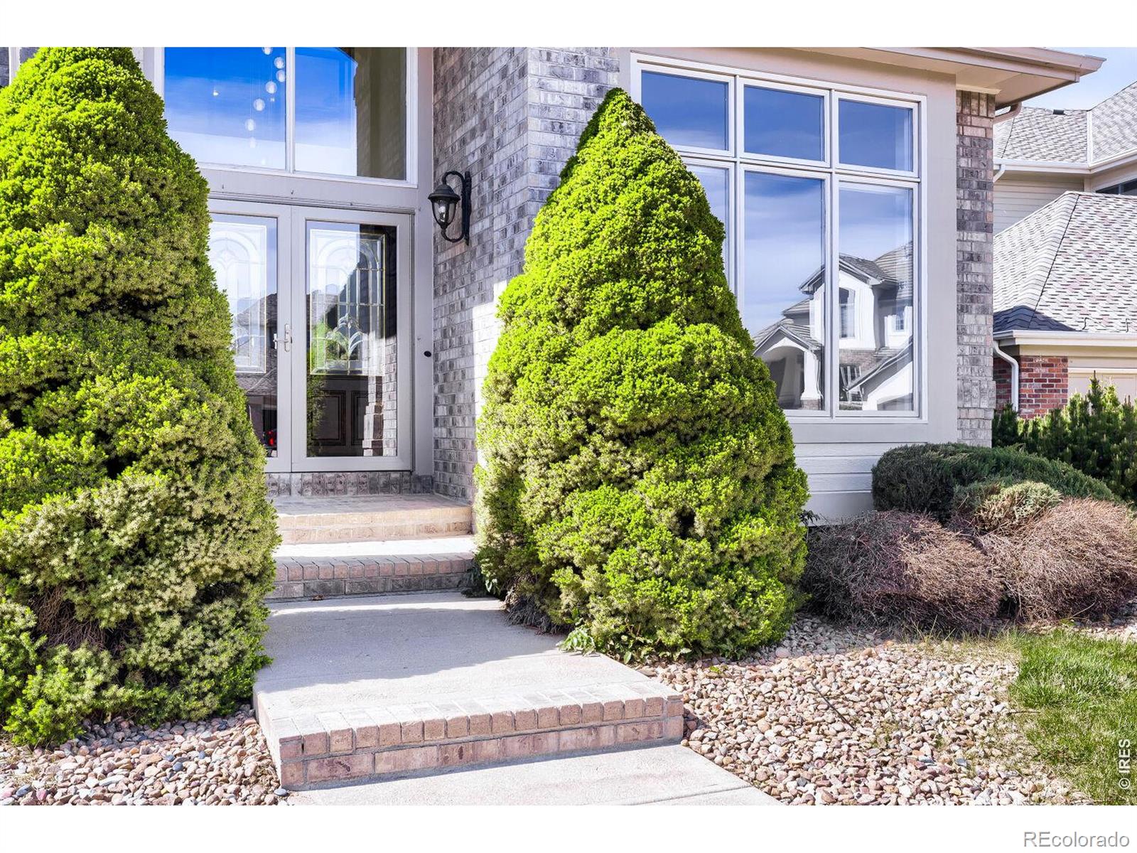 10027 Raleigh Street