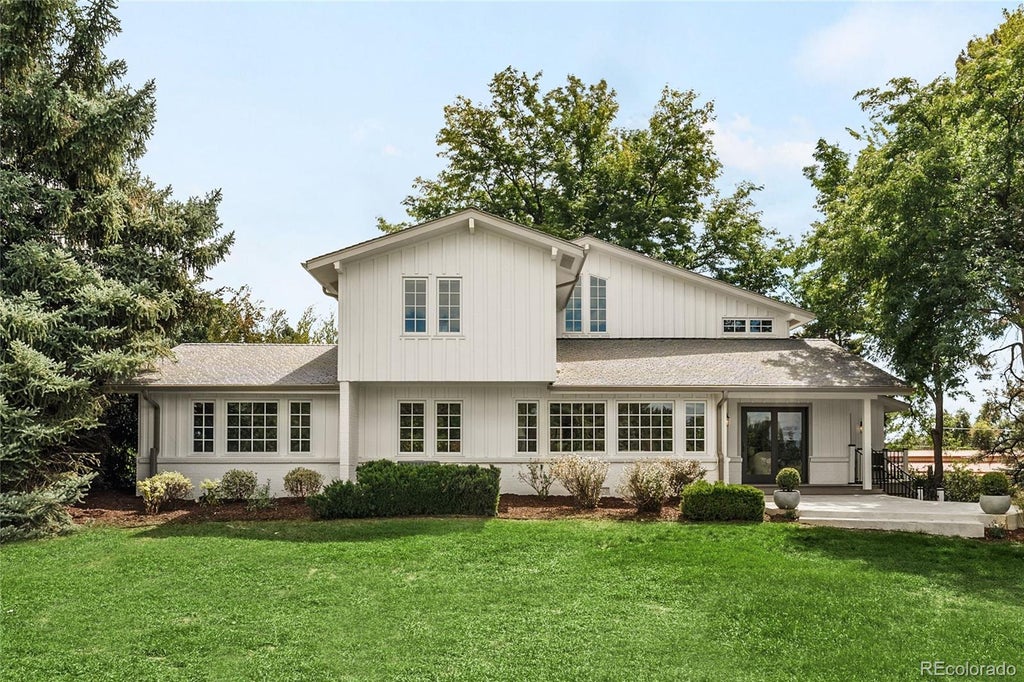 Photo of 6 Carriage Lane, Cherry Hills Village, CO 80121 (MLS # 1643121)