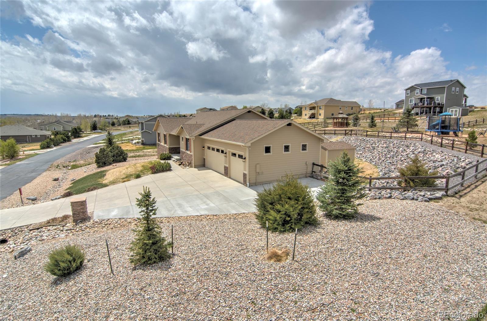 42105 Plantation Circle