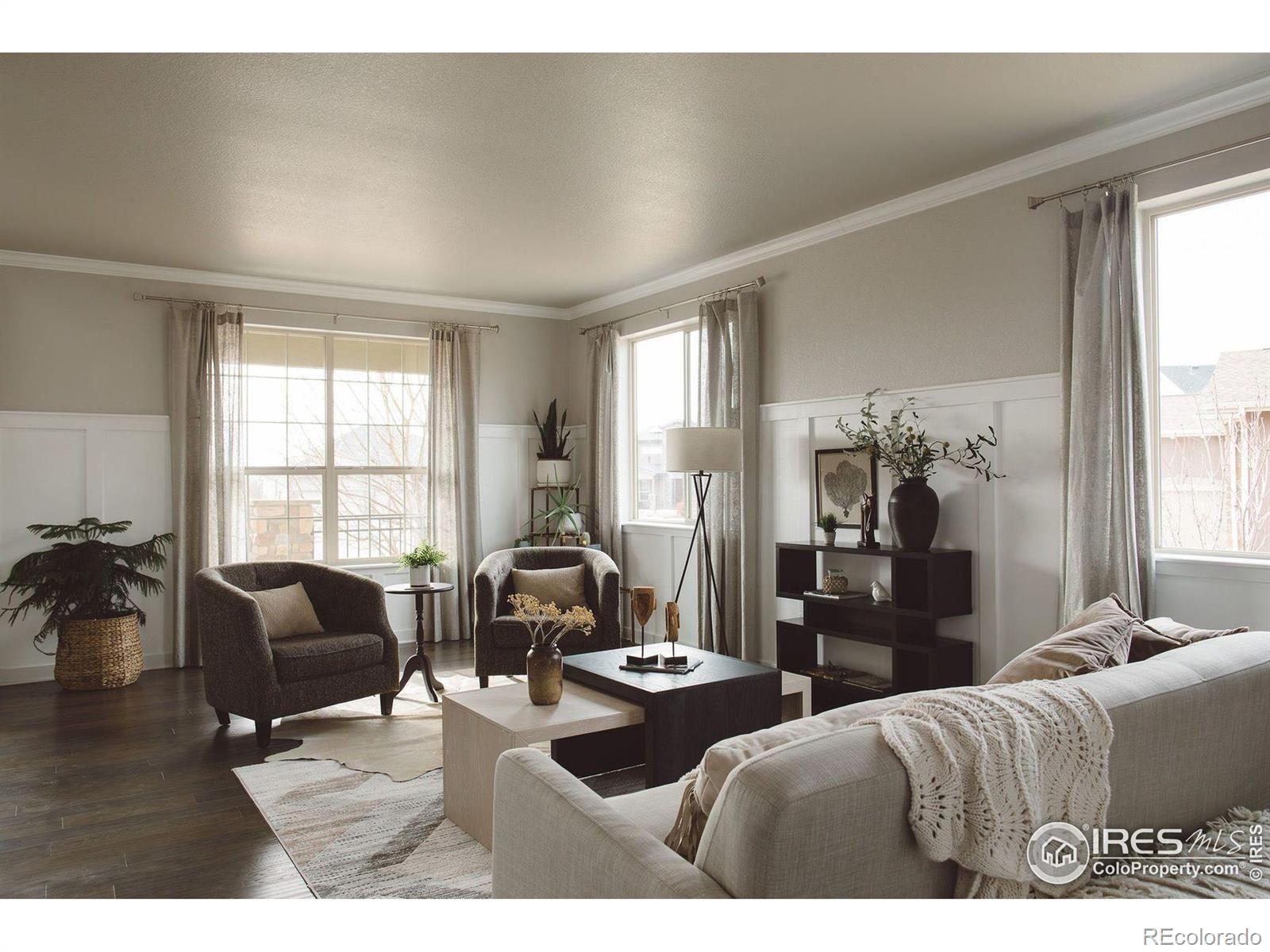 6203 Swainsons Hawk Place