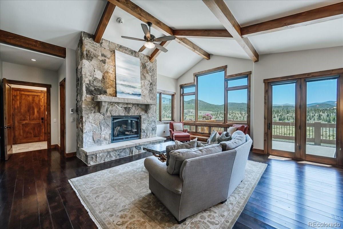 1043 Alpensee Drive