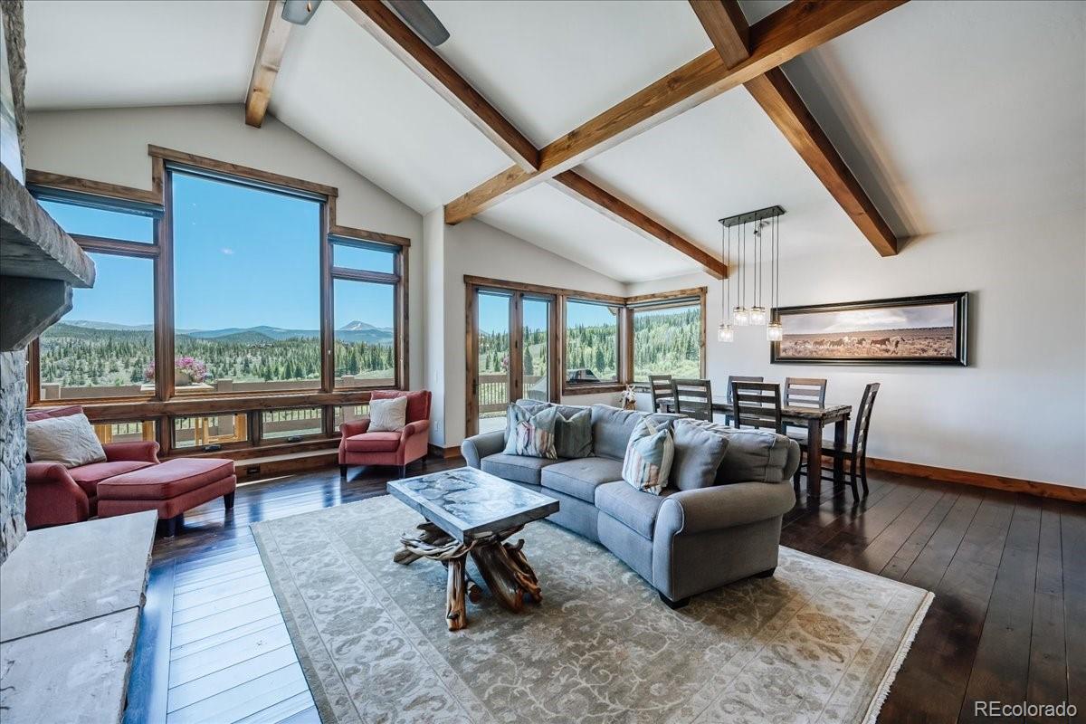 1043 Alpensee Drive