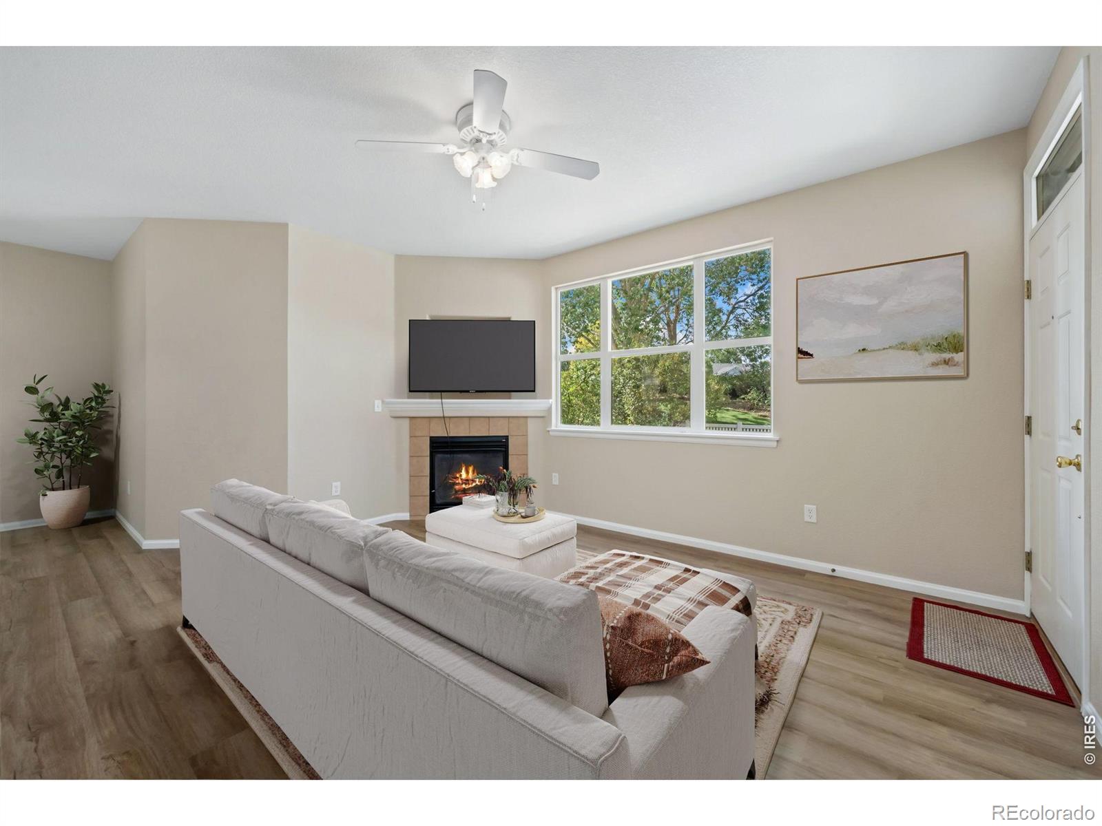 2027 Grays Peak Drive 102