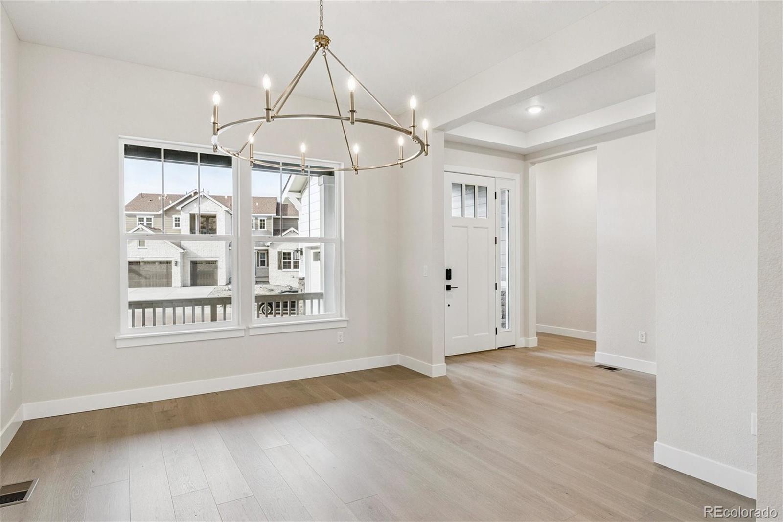 1276 Oleander Street