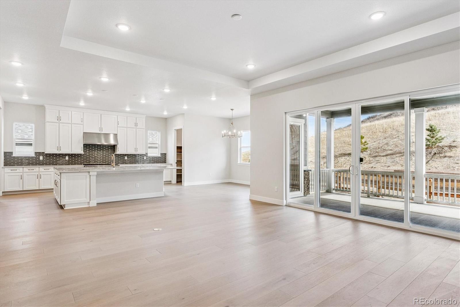 1276 Oleander Street