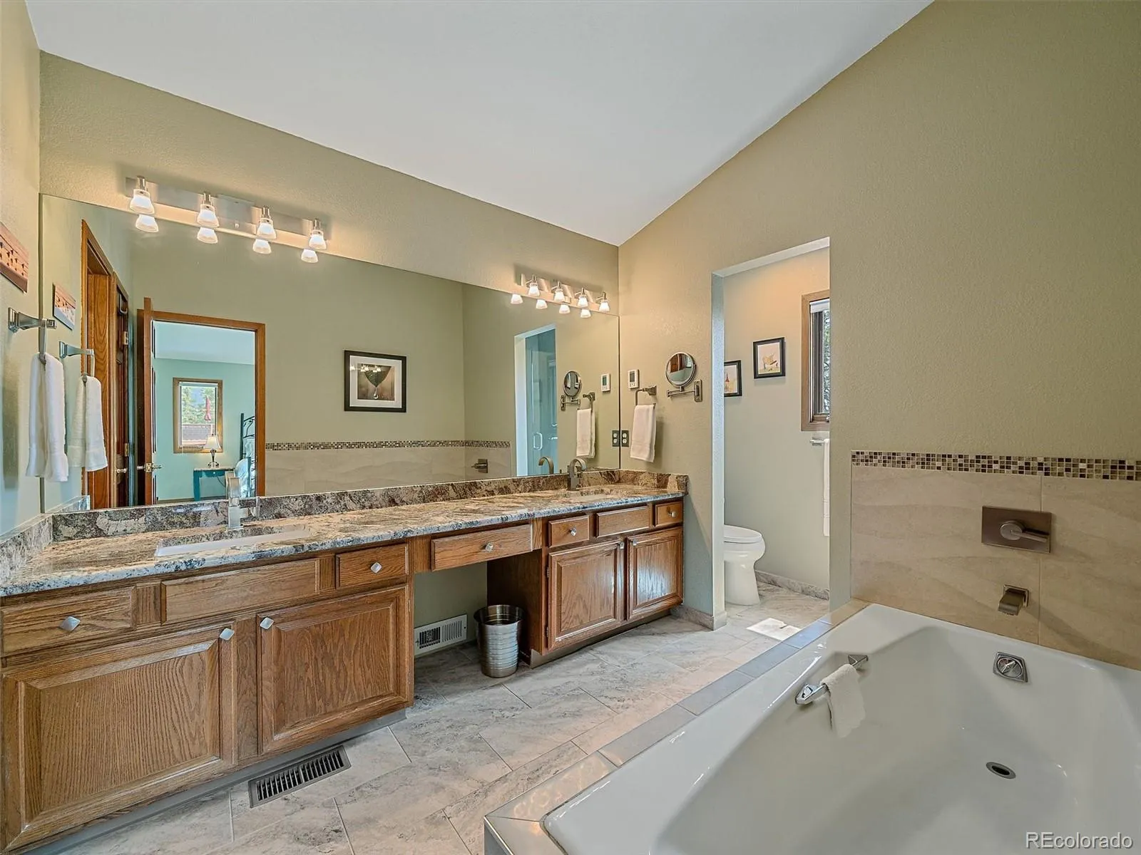 Evergreen, Colorado 80439, United States, 4 Bedrooms Bedrooms, ,3 BathroomsBathrooms,Residential,Active,144528