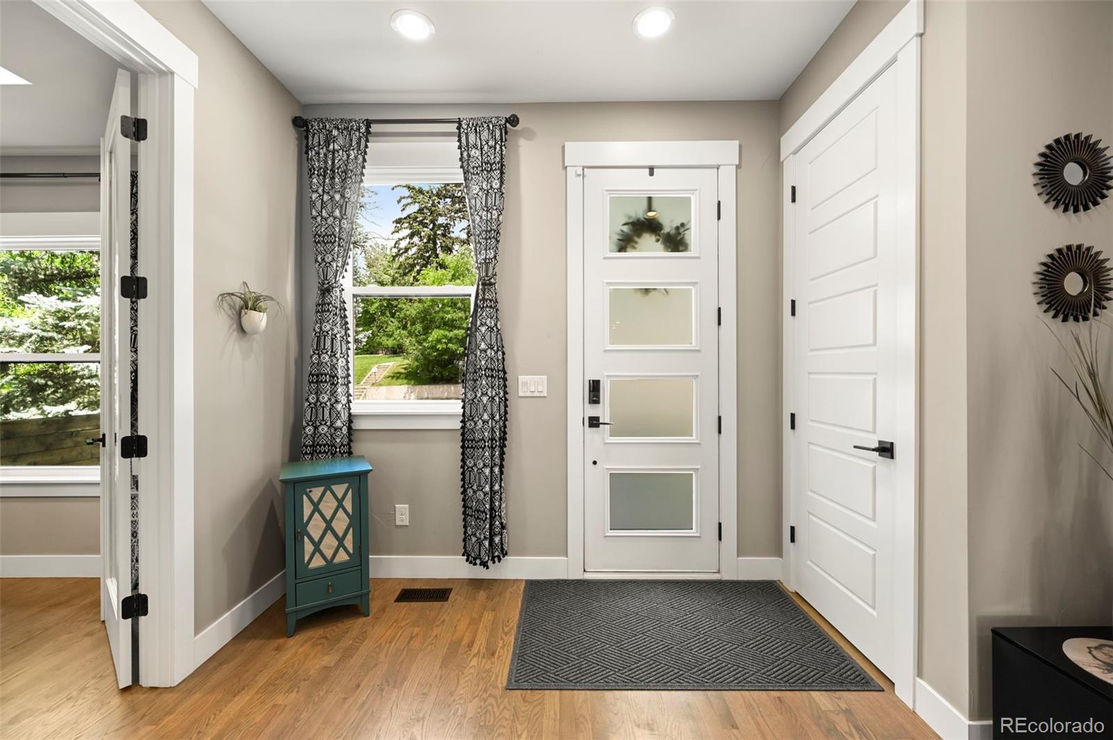 2805 S Sherman Street