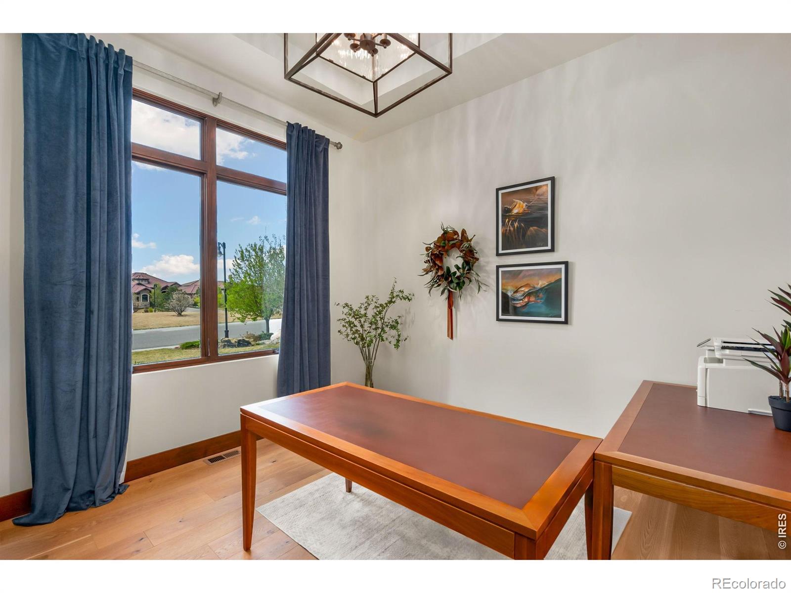 3922 Ridgeline Drive