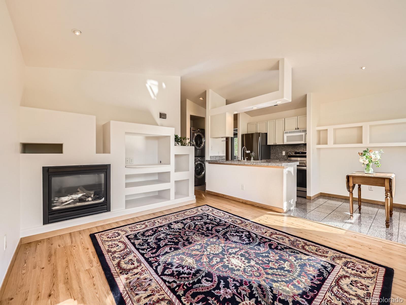 40 Cove Boulevard G40