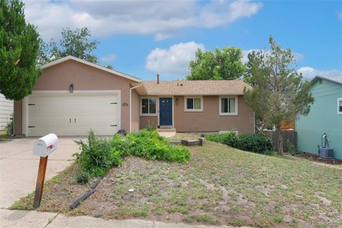 Single Family Residence in Colorado Springs CO 2575 Sunbird Drive.jpg