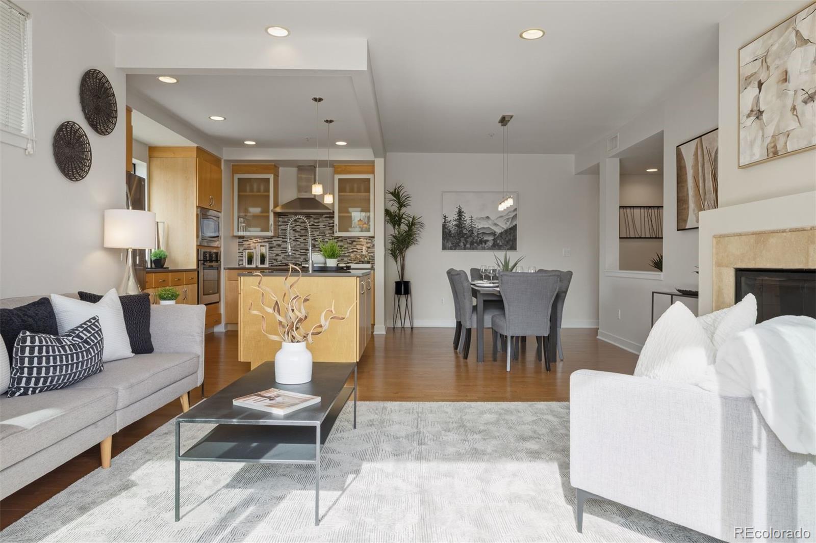 360 S Lafayette Street 301