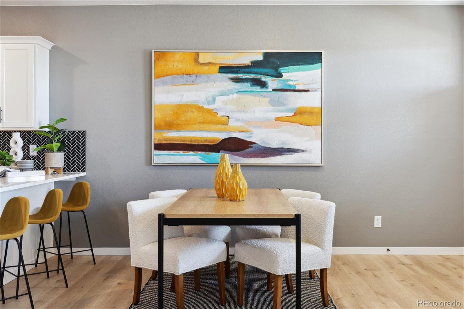 658 N Ukraine Street