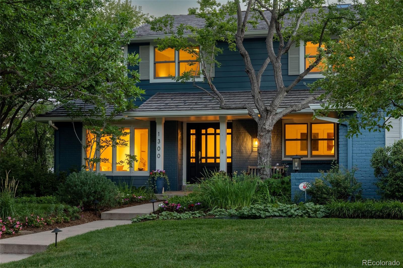 1300 Green Oaks Drive