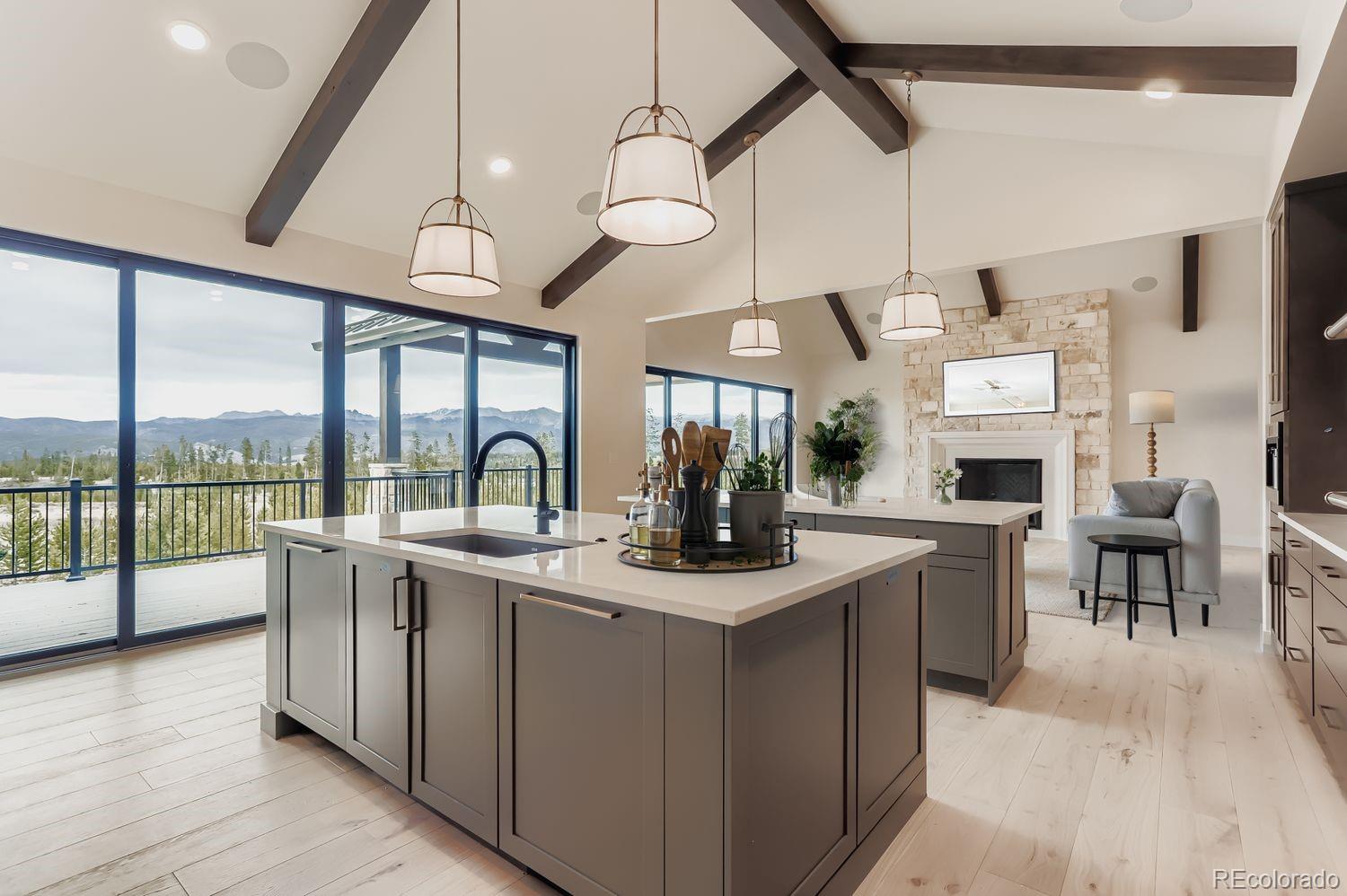 967 W Elk Meadows Drive