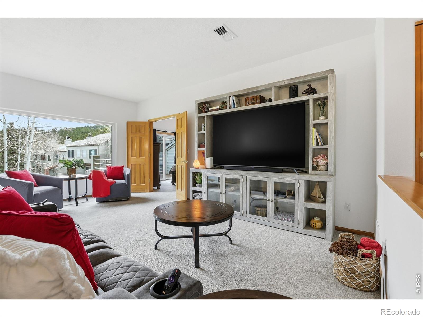 722 Ridgeside Drive