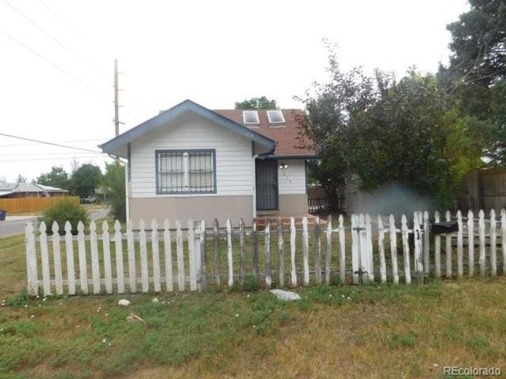 Photo of 1694 Ulster Street, Denver, CO 80220 (MLS # 9842702)