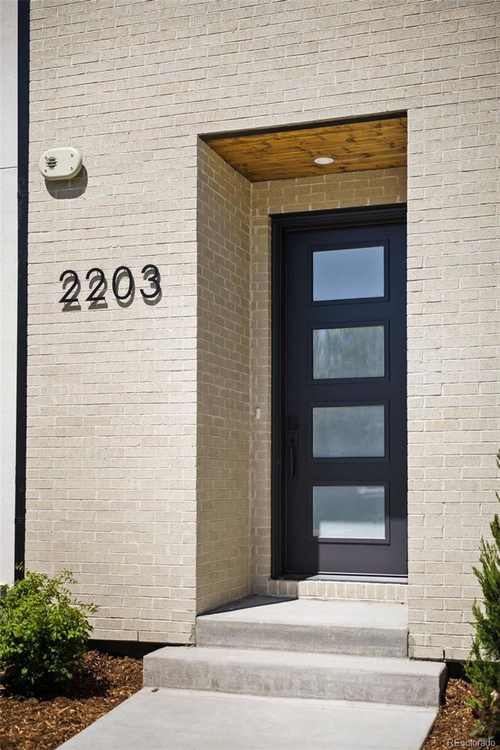 Photo of 2203 W 37th Avenue, Denver, CO 80211 (MLS # 7845032)