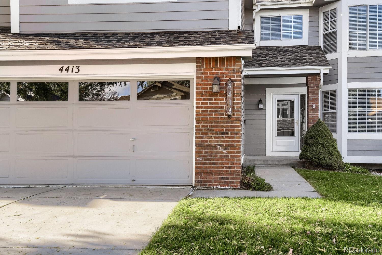 4413 W Mountain Vista Lane
