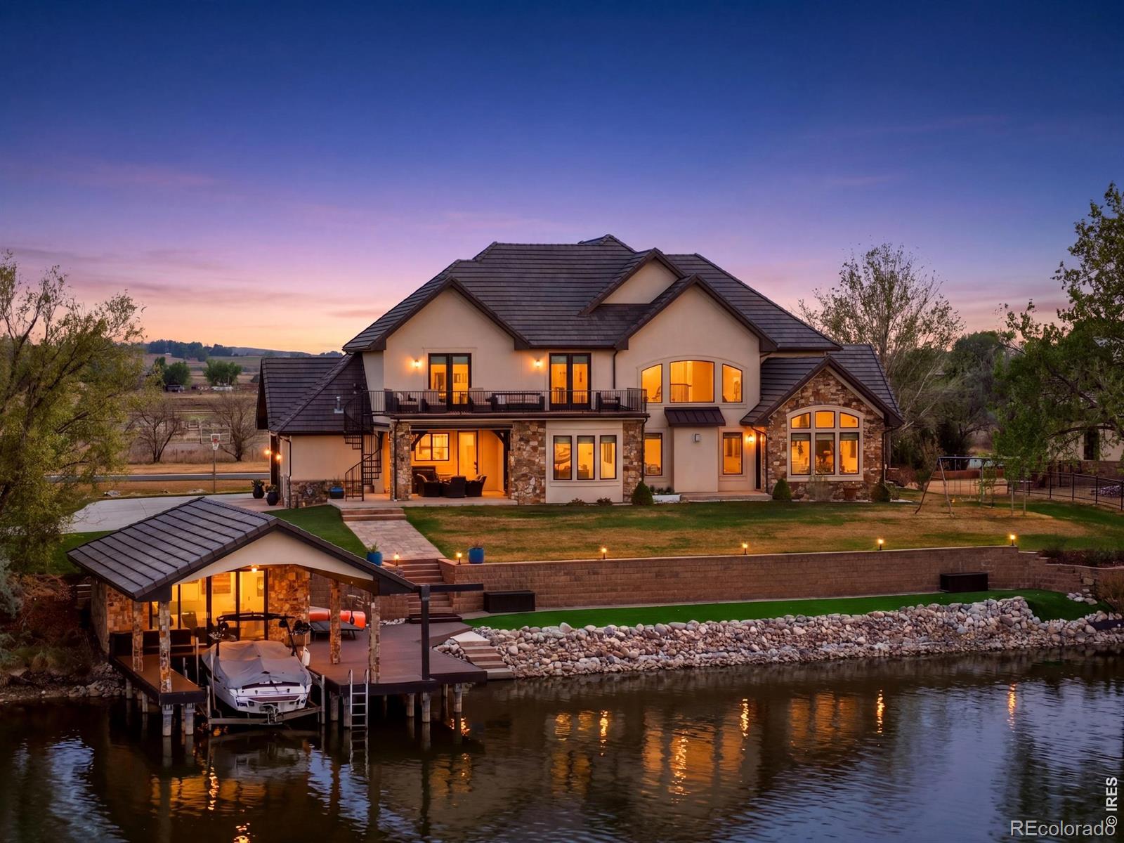 9837 Shoreline Drive