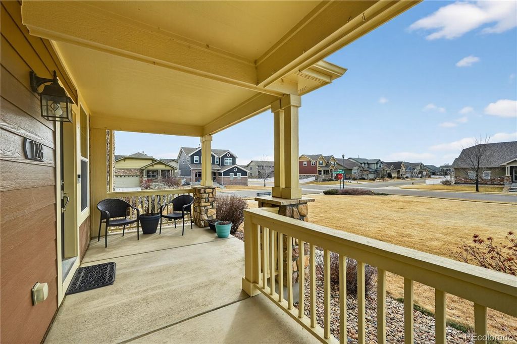 Photo of 128 Canadian Crossing Drive, Longmont, CO 80504 (MLS # 5698401)