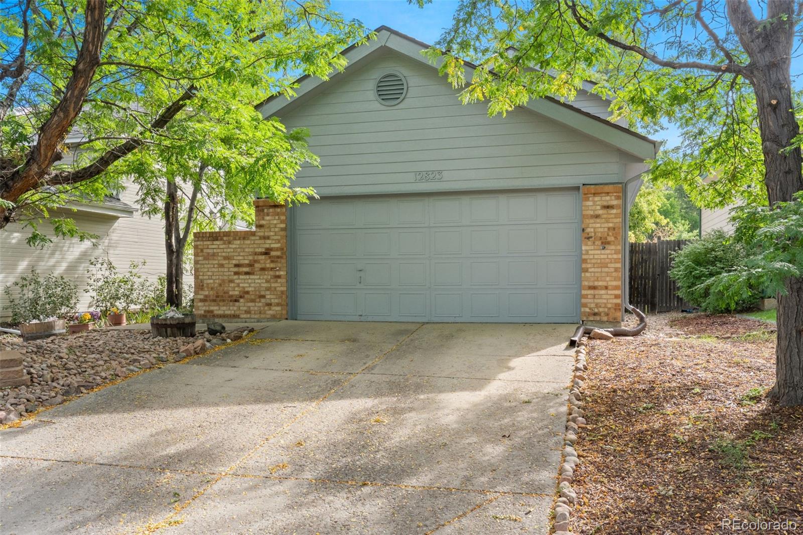 12823 E Wyoming Place