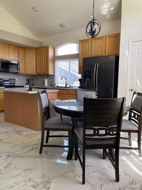 6196 Westview Circle