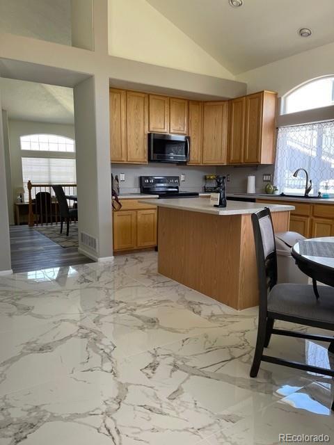 6196 Westview Circle