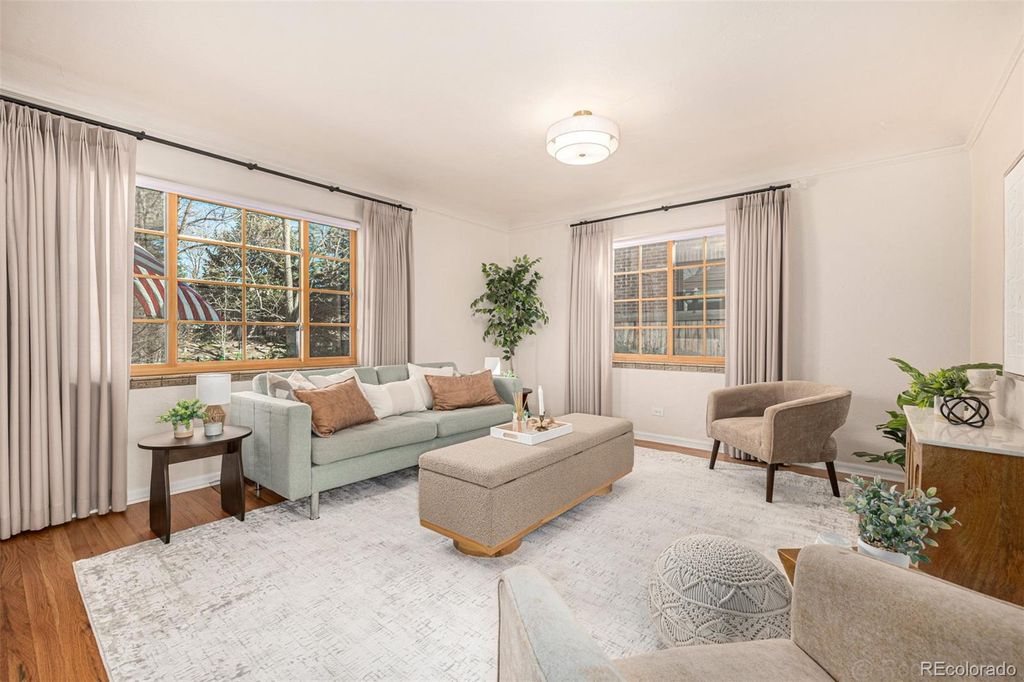 Photo of 129 S Franklin Street, Denver, CO 80209 (MLS # 9138563)