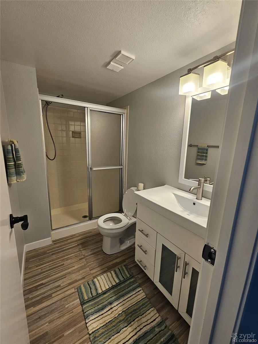 8555 Fairmount Drive J103