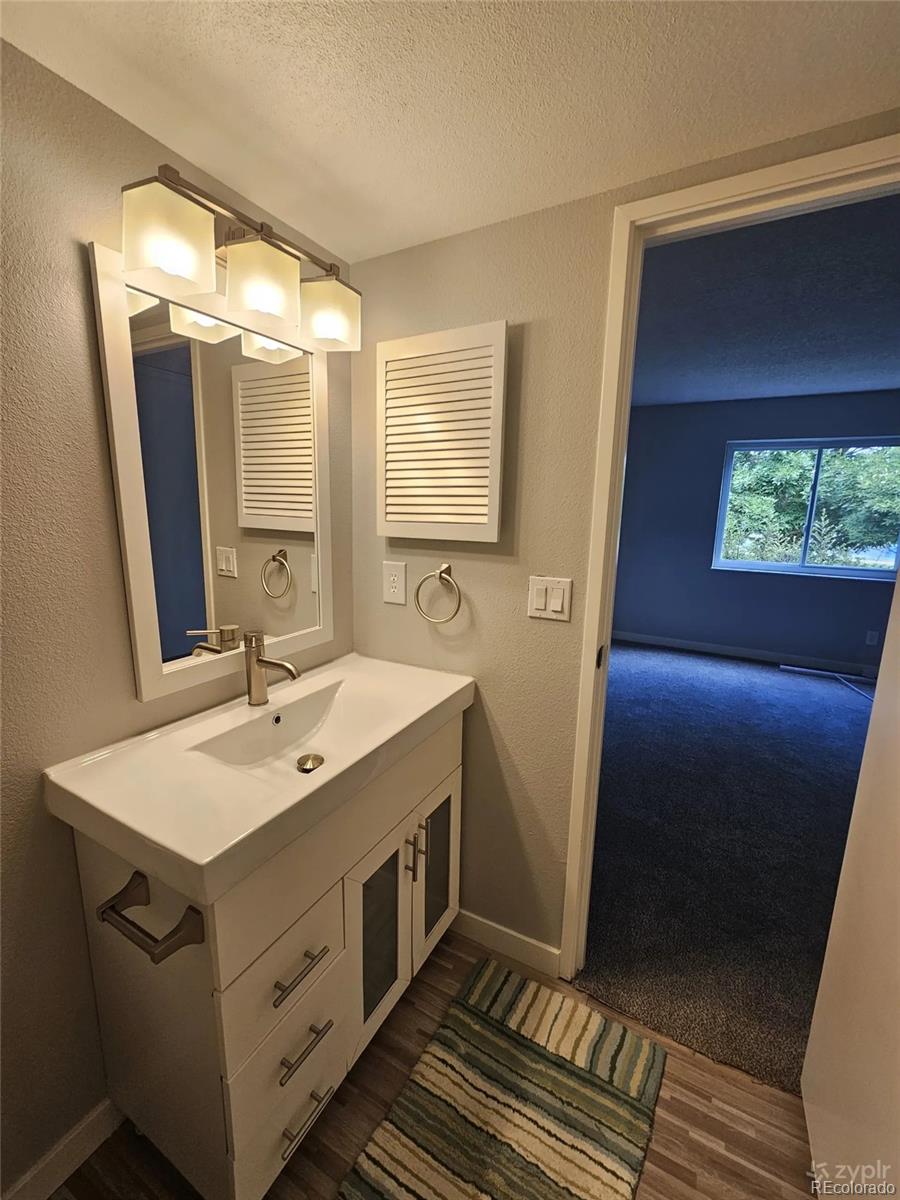 8555 Fairmount Drive J103