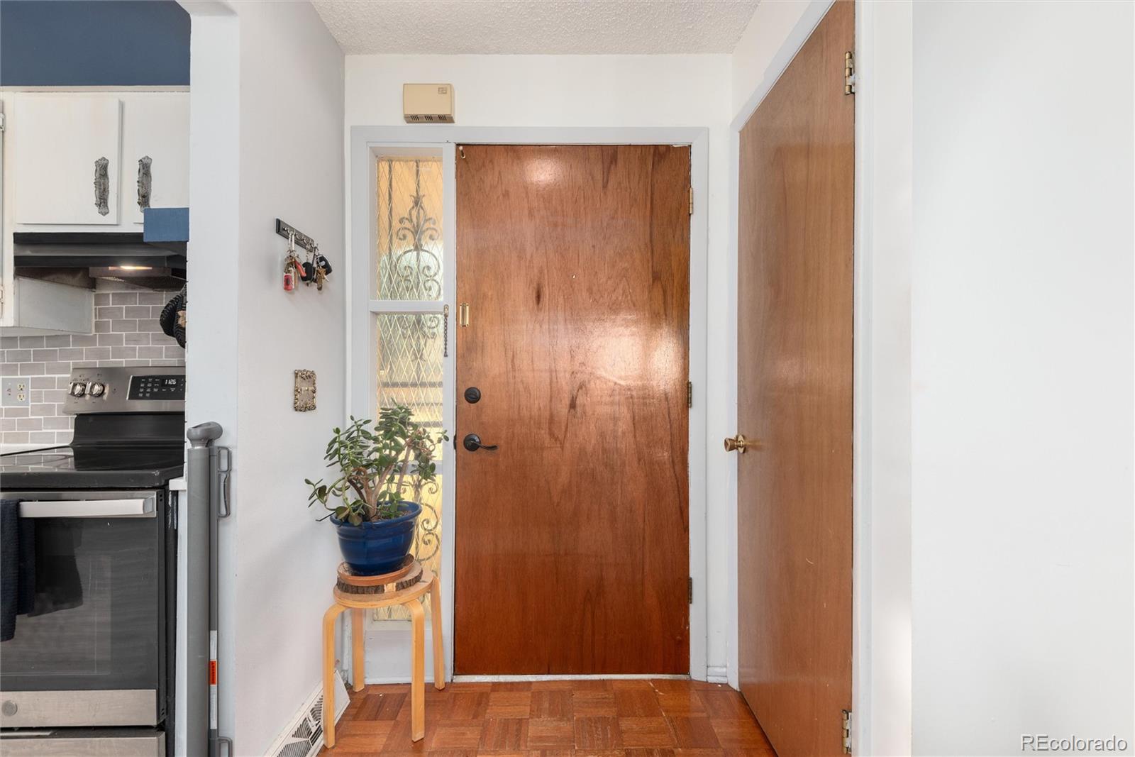 2945 S Teller Street