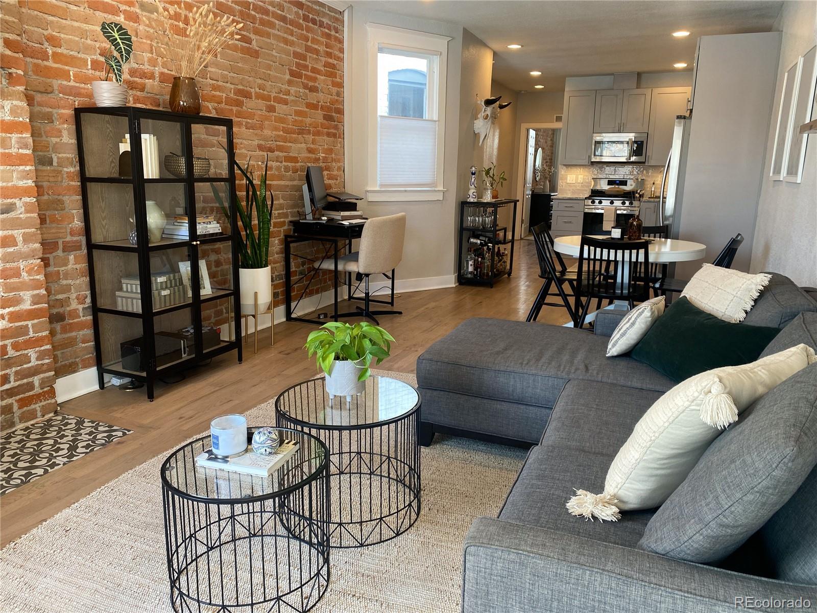 3009 California Street