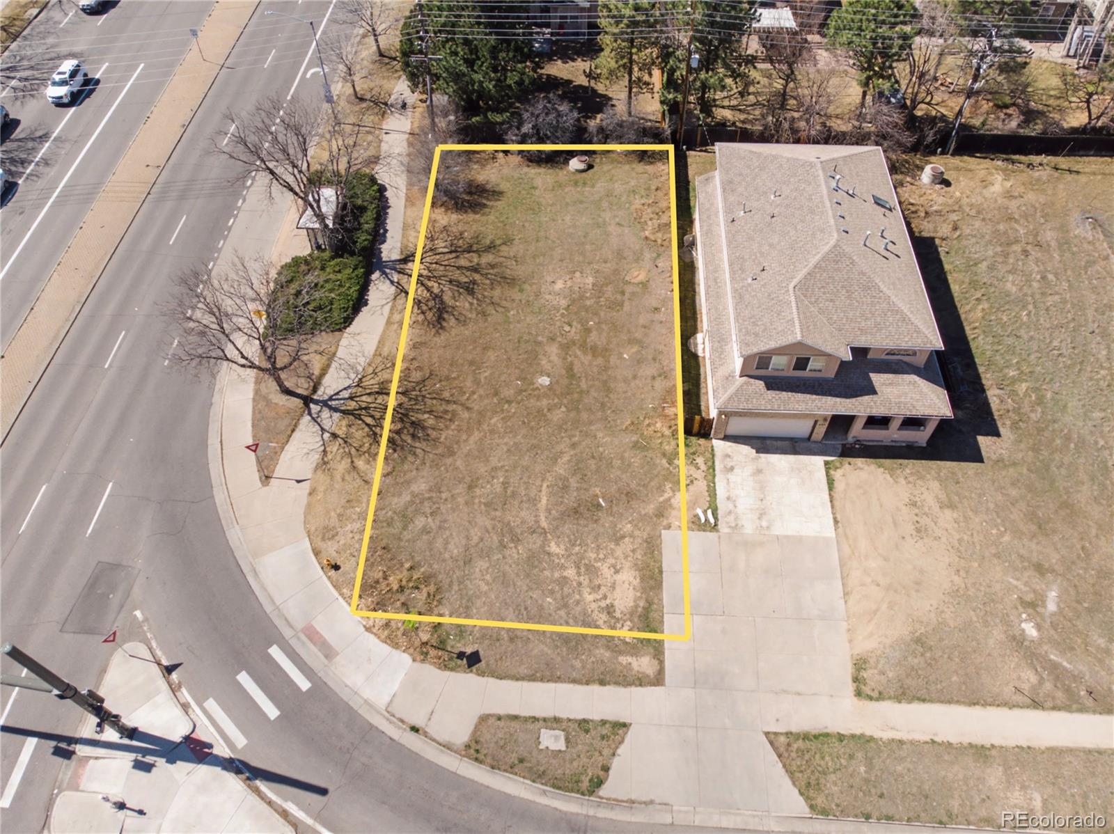 295 S Monaco Parkway