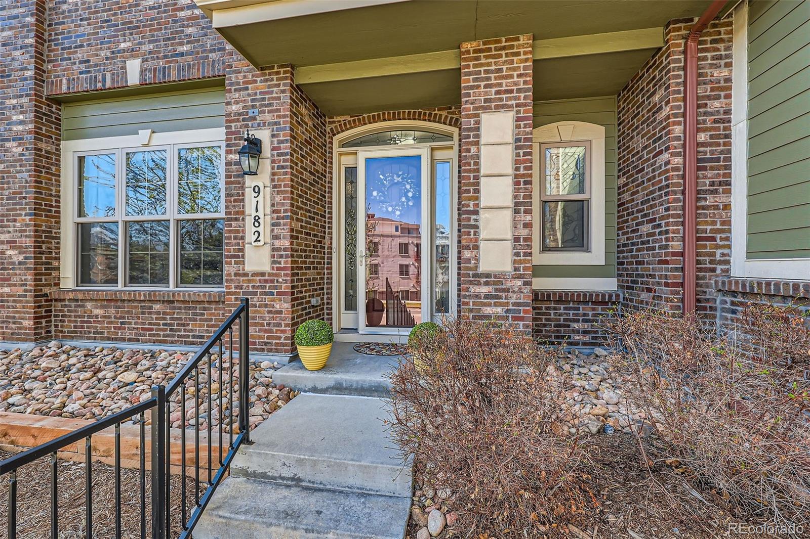 9182 Ridgegate Parkway