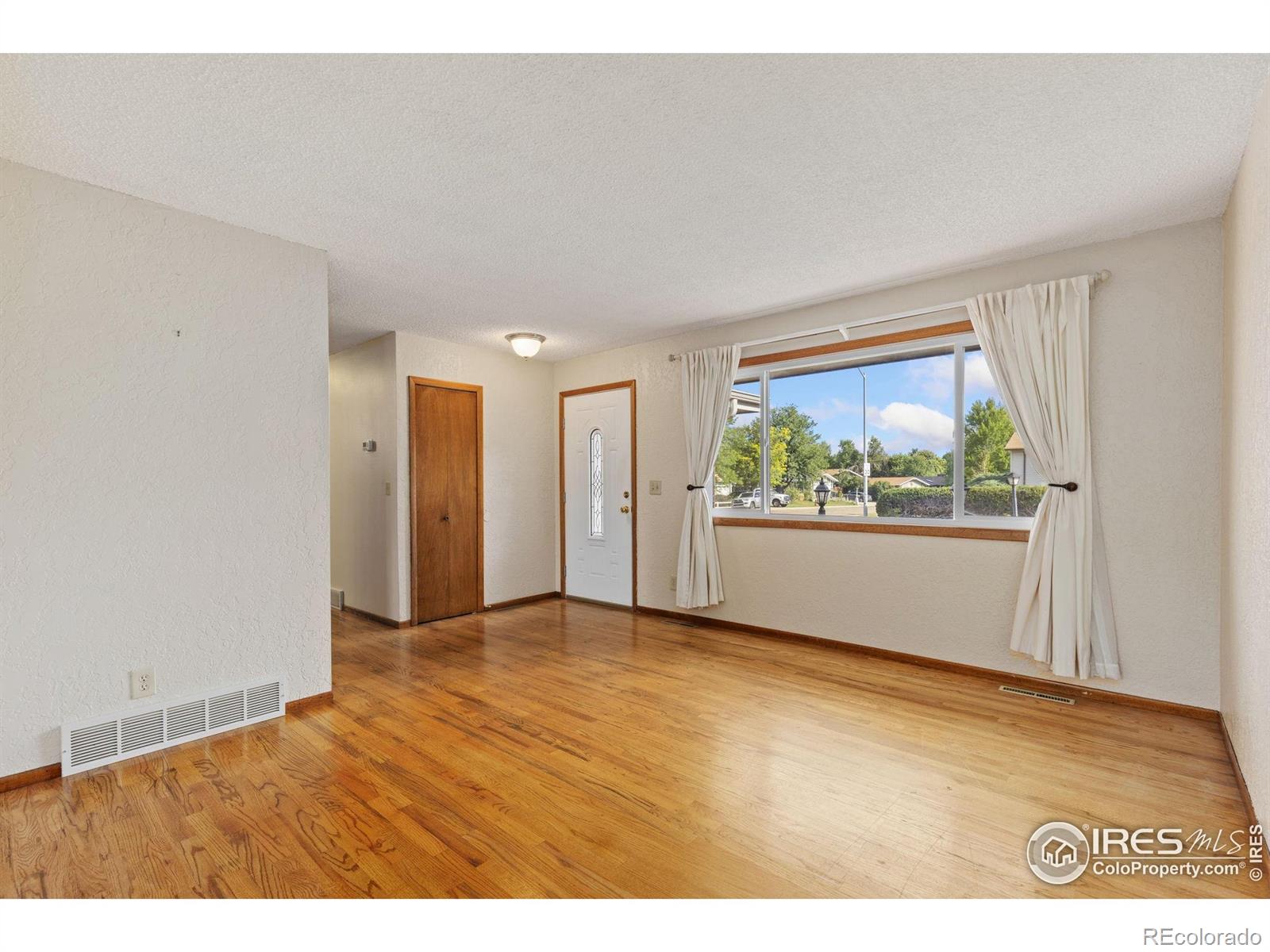 2516 Mountain View Avenue, Longmont, CO, 80503 1 2516 Mountain View Avenue