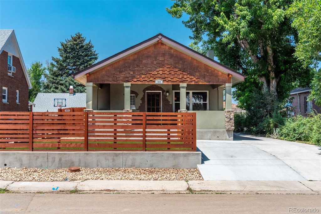 Photo of 915 N Kearney Street, Denver, CO 80220 (MLS # 8722399)