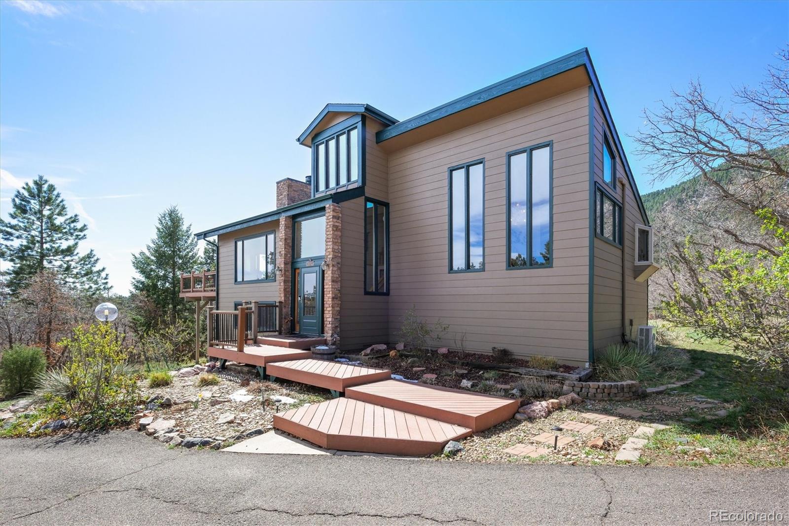 6584 Pike Circle
