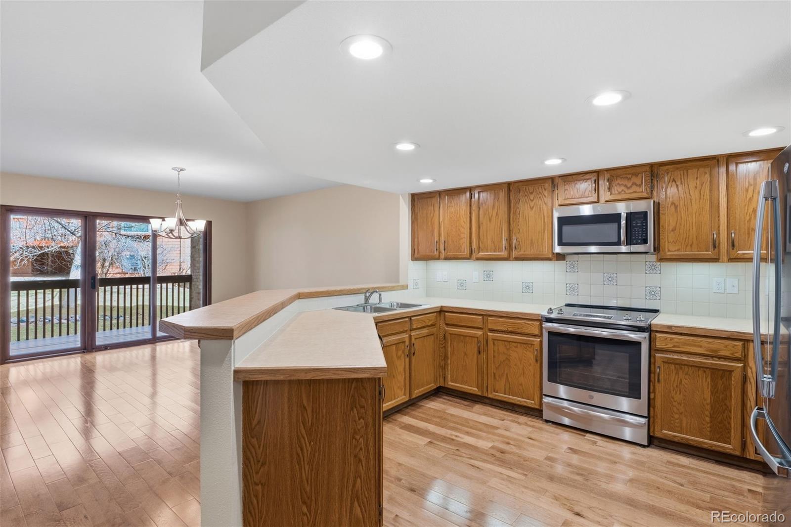 5403 Coyote Canyon Way B