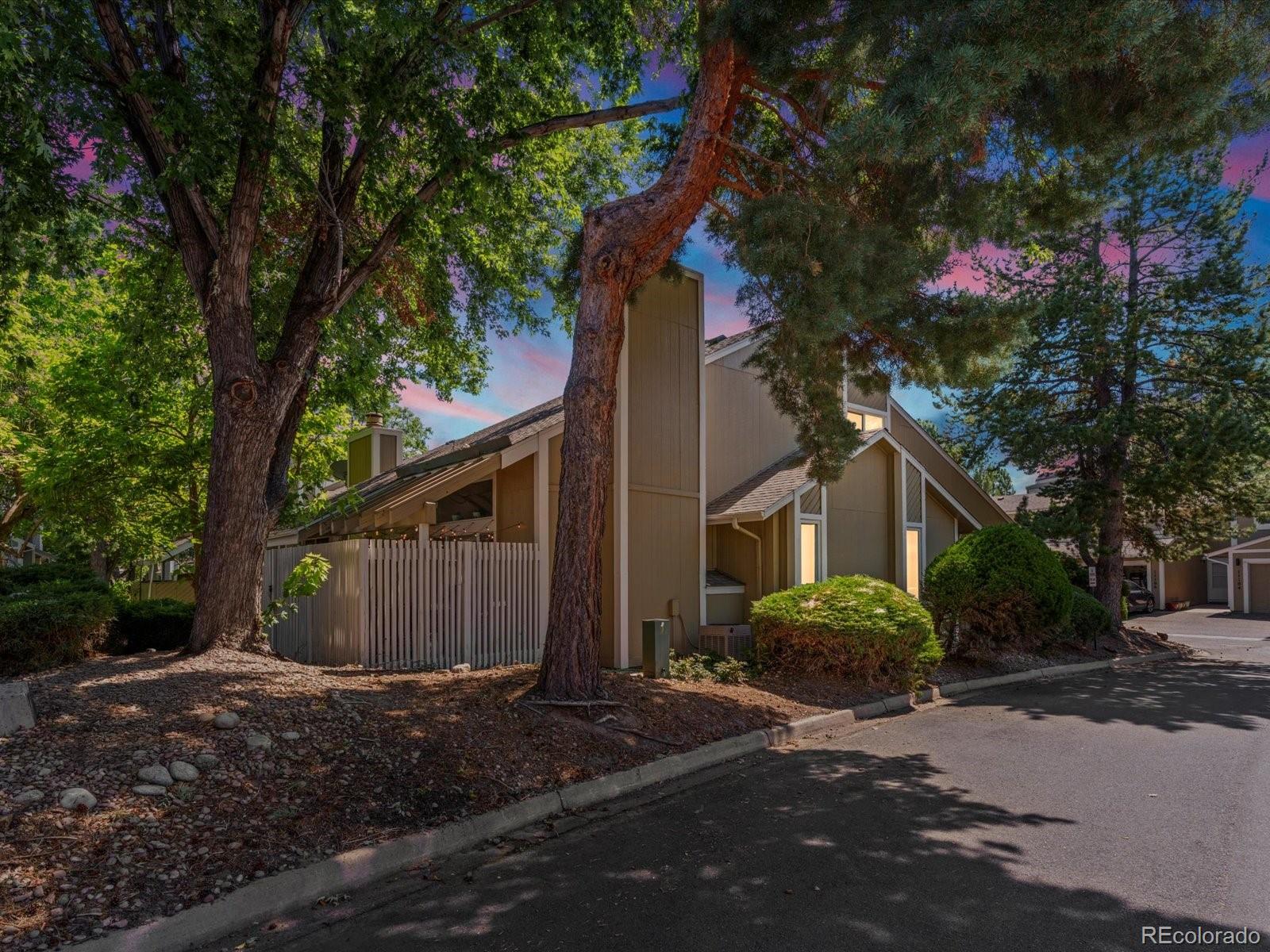 11136 E Linvale Drive