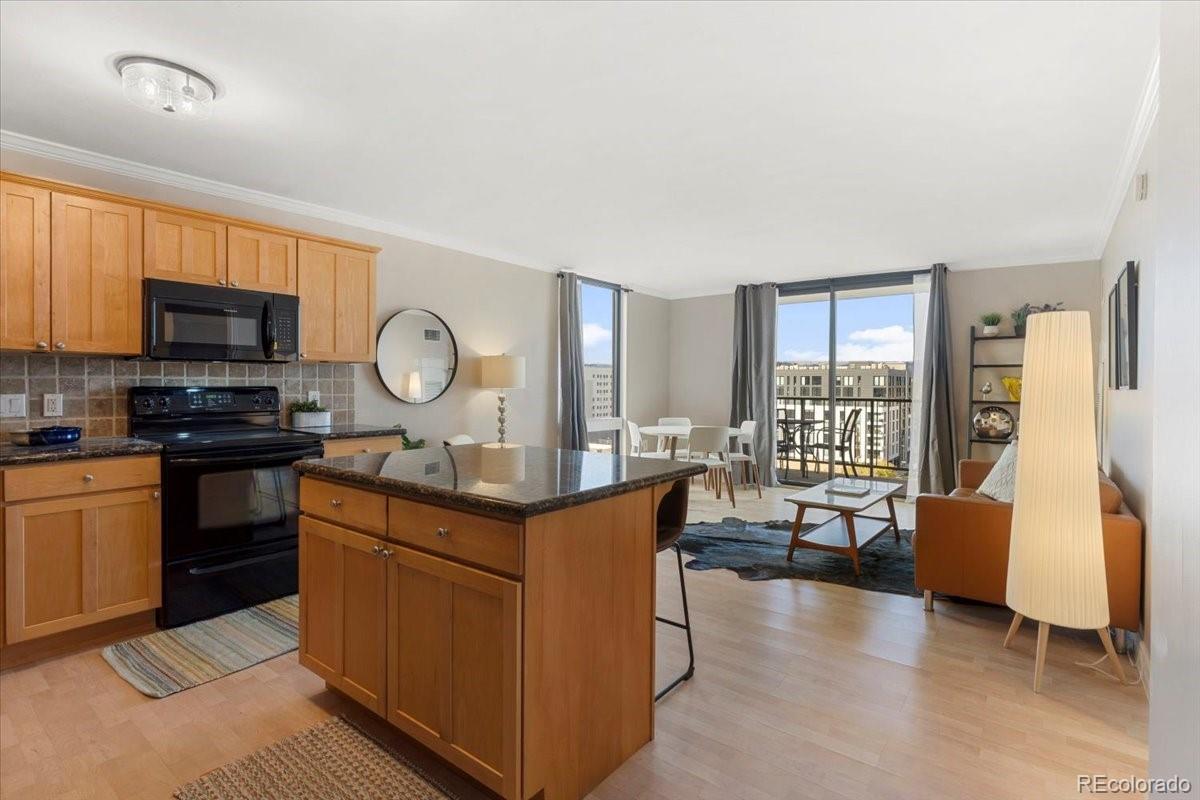 1301 Speer Boulevard 809