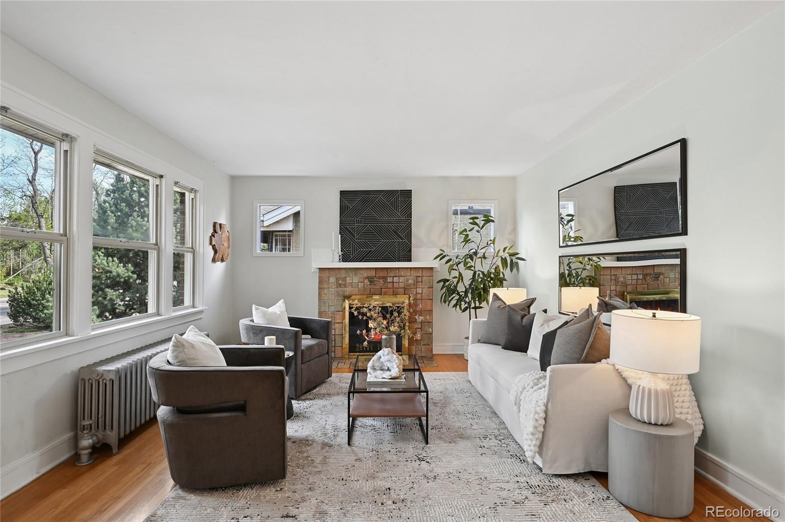 925 S University Boulevard