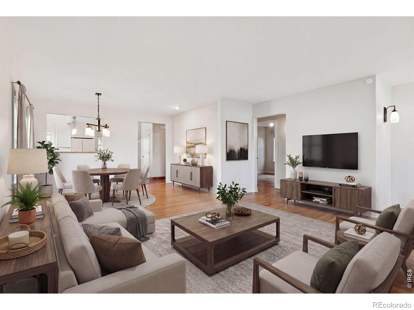 2030 Columbine Avenue