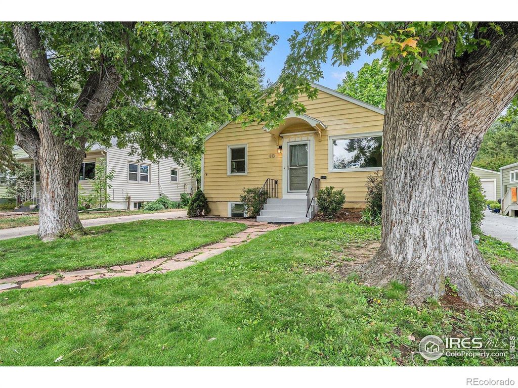 Photo of 813 Vivian Street, Longmont, CO 80501 (MLS # IR1043793)